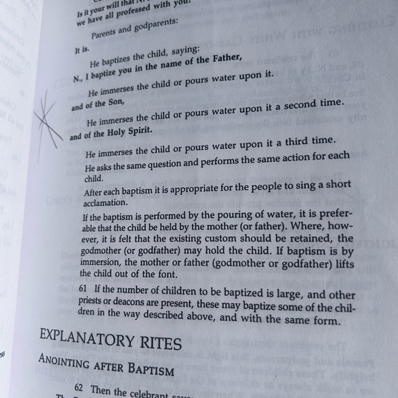 Purple 'Catholic Rites Today' Book - Picture 4 of 5